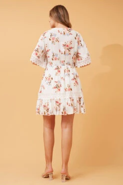 FLORAL LACE TEA DRESS -Printedcarpetus 094083556fd5490a4cb48331ce26ec35