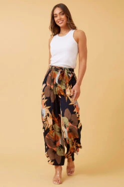 SISKA TROPICAL PANTS -Printedcarpetus 0cf686095d72f085f94ab0f69795831c