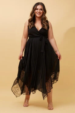 MADISON SLEEVELESS PLEATED DRESS -Printedcarpetus 0edf53fd8100c2e001ba38028527c7b7