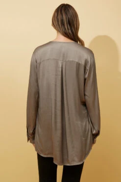 TERESINA LONG SLEEVE PLEAT DETAIL SATIN BLOUSE -Printedcarpetus 0fd0b5885e11fefac498bda6c326ed4a