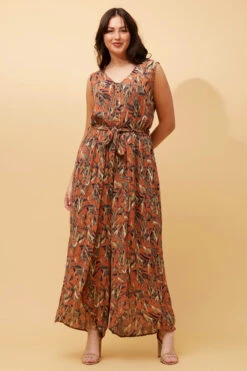 ROSE LEAF PRINT JUMPSUIT -Printedcarpetus 1389de5ae0034b3615211a965168af49