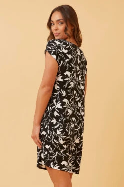 PAULA LEAF PRINT SHIFT DRESS -Printedcarpetus 20636a935b752f672f717daadcc3af13