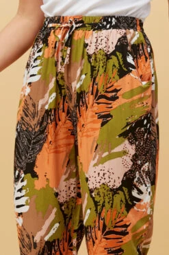 ZILA LEAF PRINT PANTS -Printedcarpetus 237f4e38dd88c8687509c8b66ba15f15