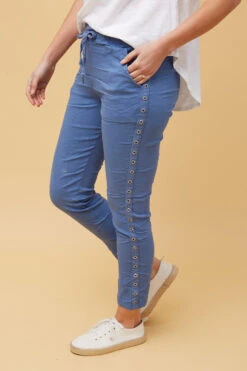 JANJA STUDDED JOGGER PANTS 27 JANJA STUDDED JOGGER PANTS -Printedcarpetus 273d908fcae4e38929f2d60531696b4d