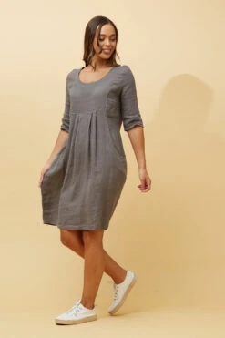 PISA LINEN DRESS -Printedcarpetus 2e6cc1537641edc8dccdf8df75af4831