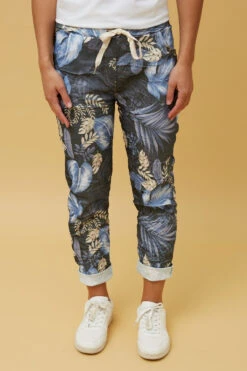 JANJA LEAF PRINT JOGGERS 12 JANJA LEAF PRINT JOGGERS -Printedcarpetus 2f331bb44d85831ba0c28ac8decad2ef
