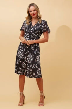 SILVANIA FLORAL WRAP SHORT DRESS -Printedcarpetus 3226aa1dd1389f7afe15a98ca670365d