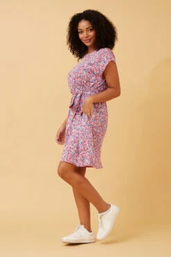 ISABELLE FLORAL SMOCK DRESS -Printedcarpetus 32b13478d7f9840e84b75be49d68d17d