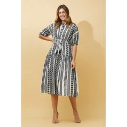 SHREYA JACQUARD PRINT MIDI DRESS -Printedcarpetus 33651a8a443e03610ac46a1150e794f4