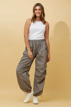 HURLEY CARGO PARACHUTE PANTS