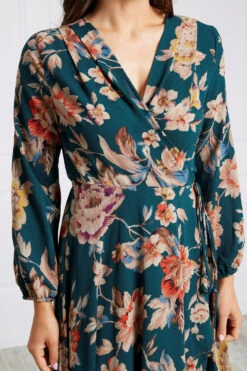 FLORAL WRAP DRESS -Printedcarpetus 3727ab3a9a04fc6f94ed7c9c74e46999