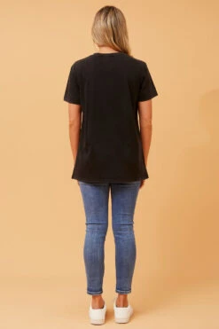 DOREEN GRAPHIC TEE -Printedcarpetus 3ab2ef7c61627326e9e05c0884f1aaf3