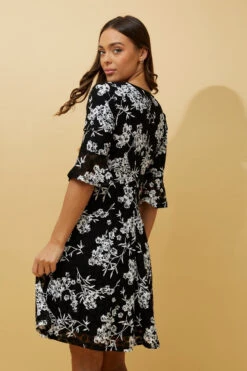 BLOOM FLORAL FRILL SLEEVE SHORT DRESS -Printedcarpetus 450f5b233427ee9e0340cae6154eaaf2