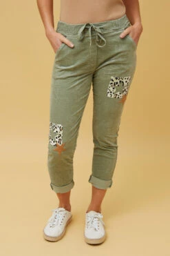 CARRISA PATCHWORK PRINT JOGGER PANTS -Printedcarpetus 49ab2dd495e73f572c416066c5c4b993