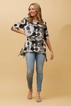 DOUBLE LAYER ASYMMETRICAL HEM TOP -Printedcarpetus 4b30f5cc0d600ae92e4fa4c82e02e8d6