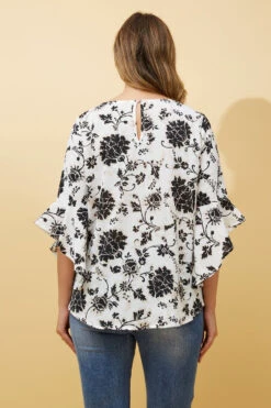 FOREVER NEW FLORAL FLUTE SLEEVE BLOUSE -Printedcarpetus 4c30ce0fa5ff628c42f445e4fd7bbe6e