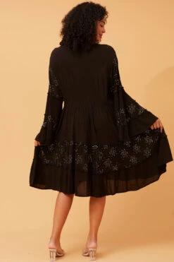 KAVITA SEQUIN DETAIL TIERED DRESS -Printedcarpetus 512416bbba6af102c7eab08958960516