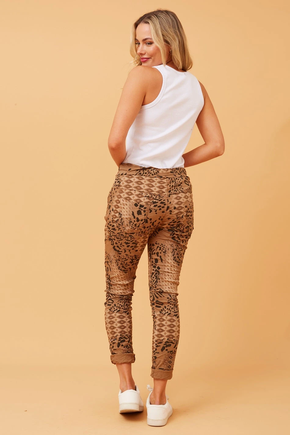 JANJA ANIMAL PRINT JOGGER PANTS 8 JANJA ANIMAL PRINT JOGGER PANTS - Image 6