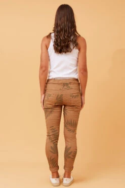 JANJA FOIL PRINT JOGGER PANTS -Printedcarpetus 56c2a0b0c11ed80fb28bb42dc2c69e3c