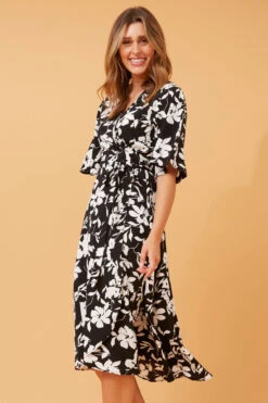 AVALON FLORAL MIDI WRAP DRESS 16 AVALON FLORAL MIDI WRAP DRESS -Printedcarpetus 571d97937d75c14283eb261d09abf617