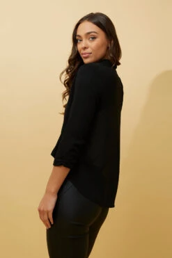 ROXY CROP JACKET -Printedcarpetus 5c704ce787460cd709e347264d653ec2