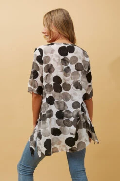 DOUBLE LAYER ASYMMETRICAL HEM TOP -Printedcarpetus 5e64426dee5f416af388614cad029b6a