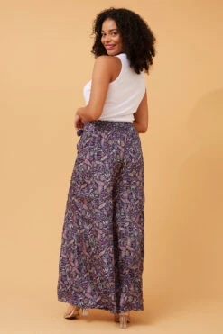 ADDISON FLARED BORDER PRINT PANTS -Printedcarpetus 5f71b8255043e15d24ac2846a7fe73b4 97c24414 19c0 4e66 8901 f8c8aa8d1139