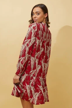 Stella DELANEY SHIRRED LEAF PRINT SHORT DRESS -Printedcarpetus 61b87c66dc48c69eeaff794f5e107ef1