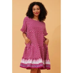 KELLY BORDER PRINT DRESS -Printedcarpetus 62a216a36782b05fefbdfae123949feb