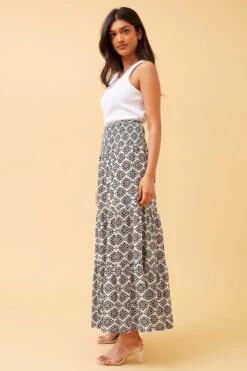 BETTINA ABSTRACT PRINT MAXI SKIRT -Printedcarpetus 62bff2ad9629547e26f5820db320f57d