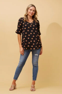 KENDRA POLKA DOT BUTTON DETAIL TOP -Printedcarpetus 6460a662ef7fa8344f39a19e70b9ccf0