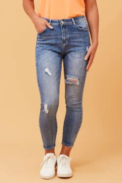 BERNICE DISTRESSED SKINNY JEANS -Printedcarpetus 65ee6e23f0352888d9215b9761def8fc 70f43a51 e7f2 4e0f ab32 5d4c0dbfcfba
