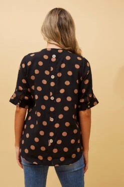 KENDRA POLKA DOT BUTTON DETAIL TOP -Printedcarpetus 694425fd427bf4cd25fad5b66e1a5d7f