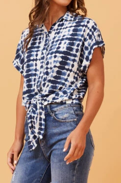 CASEY FRONT KNOT SHIRT -Printedcarpetus 6a0956a2b54ea8f38c953c62d2c9605a
