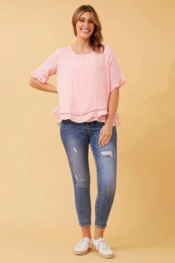 JAYDON LACE TRIM TOP 30 JAYDON LACE TRIM TOP -Printedcarpetus 6f140f9b273a34972732417b54616f39