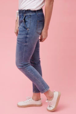 HOLDEN DENIM JOGGER PANTS -Printedcarpetus 74258d26599a82ec0935e1d162c24178 3c6e7fb5 3a5d 4a20 9aca 3e2add64dde6