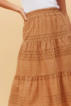 ZANITA BRODERIE ANGLAISE SKIRT -Printedcarpetus 7b1e09f3fd0391a0a35bf247e0ff5b72