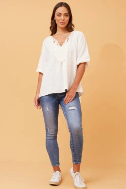 NAVEEN LACE DETAIL TOP -Printedcarpetus 7b48f379aa04fce95ad05a34987af538