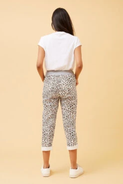 JANJA ANIMAL PRINT JOGGER -Printedcarpetus 8389f2a5943f73c8b788f81191652f31