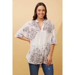 VIRGINIA ANIMAL PRINT HI LOW HEM TOP -Printedcarpetus 872160efcea440866a5ae88159217766