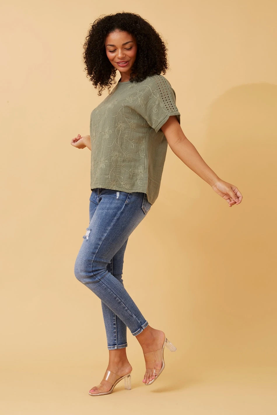 CONNIE EMBROIDERED FLORAL TOP 22 CONNIE EMBROIDERED FLORAL TOP - Image 20