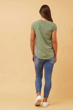 COCO JADORE GRAPHIC TEE -Printedcarpetus 8fc22ec8268c85f57e3de1105a684df5