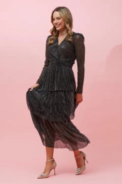 ANTONIA PLEATED TIERED MAXI DRESS -Printedcarpetus 9017811c24bd946bb9ee55aabbbab3e0