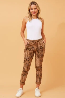 JANJA ANIMAL PRINT JOGGER PANTS 12 JANJA ANIMAL PRINT JOGGER PANTS -Printedcarpetus 913c171f403f2504c6d149c4d1e842b1 3f5e6293 724d 4620 a358 ddc23a2d6d56