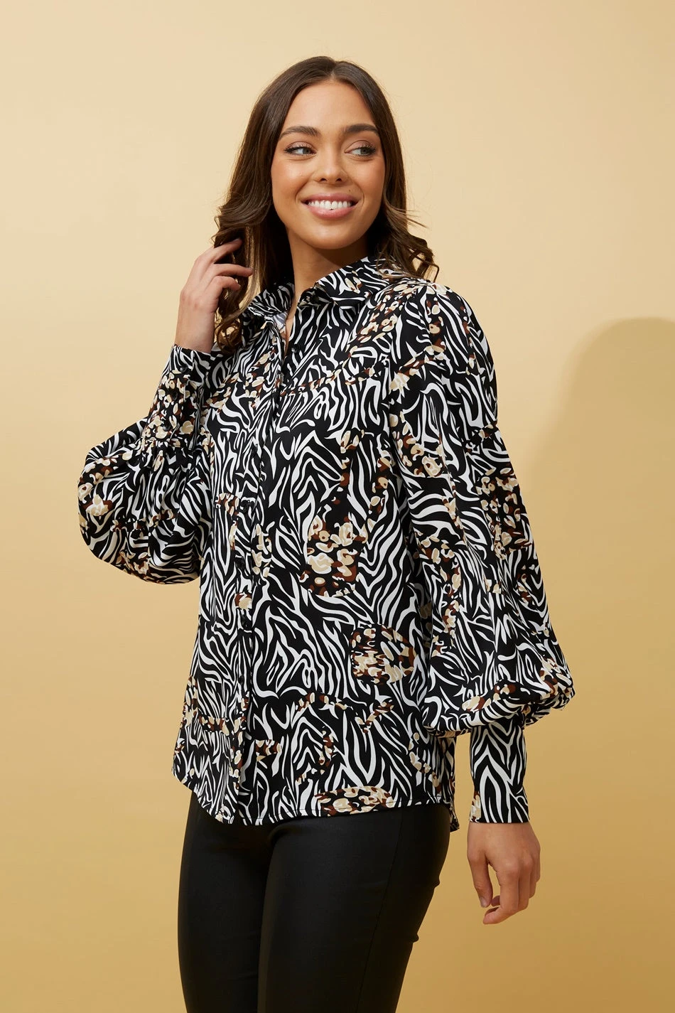 BELLE ANIMAL PRINT LONG BALLOON SLEEVESHIRT 8 BELLE ANIMAL PRINT LONG BALLOON SLEEVESHIRT - Image 6