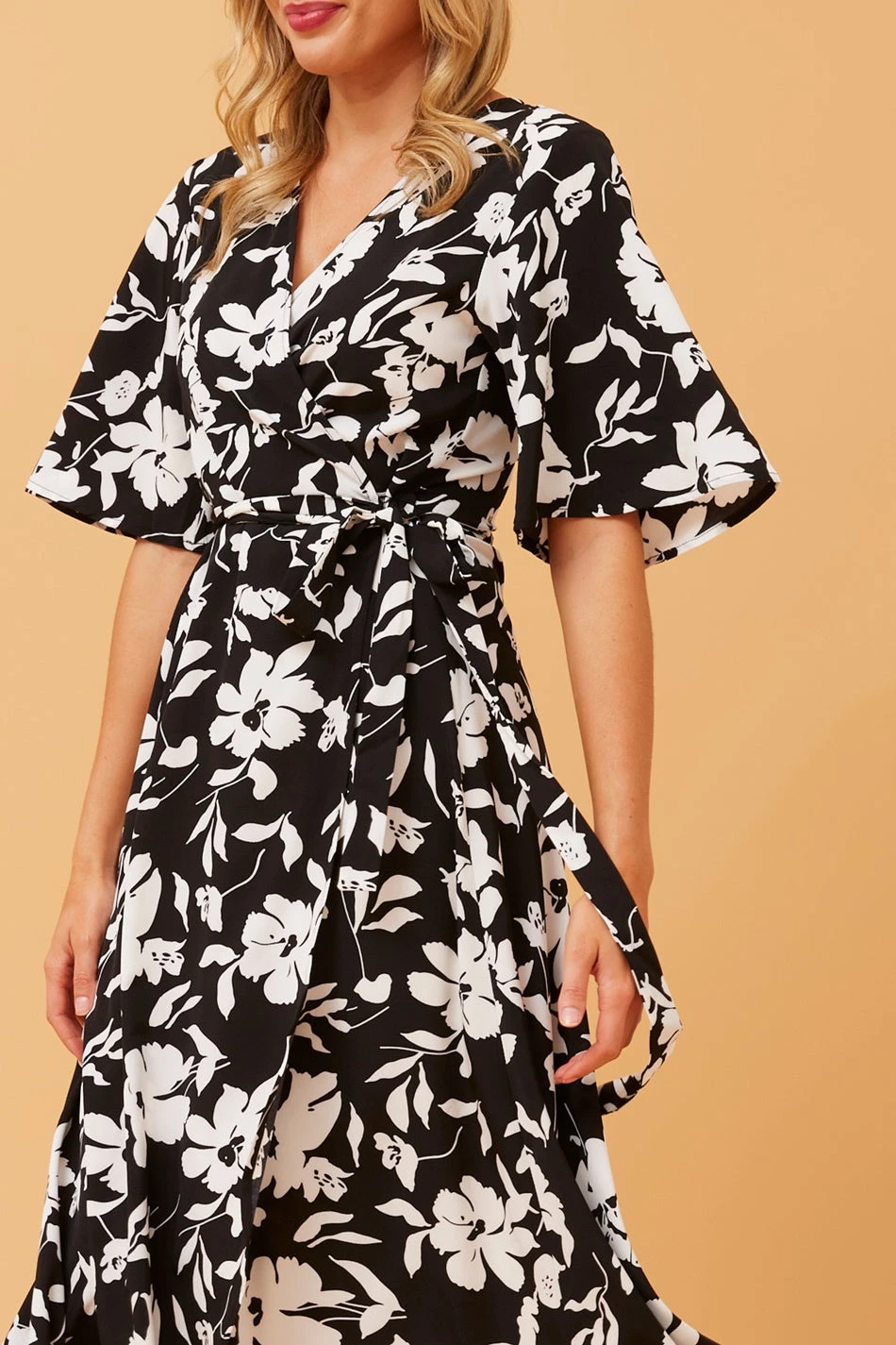 AVALON FLORAL MIDI WRAP DRESS 4 AVALON FLORAL MIDI WRAP DRESS - Image 2