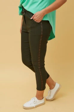 RANIA SOLID JOGGER PANTS -Printedcarpetus a9215a4b04987aaa917a68b91609f67f