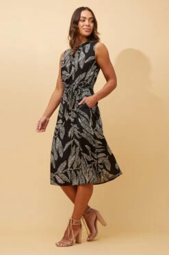 FILOMENA LEAF PRINT MIDI DRESS -Printedcarpetus a9dcb973a35f340eedd8c5a5865fad86