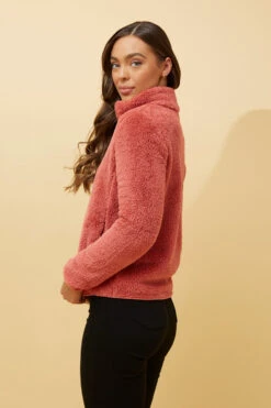 LYN ZIP FRONT FAUX FUR JACKET -Printedcarpetus ad5e260423ea7de8f924197bb052dafa