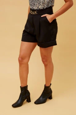 MOCK BELT SHORTS -Printedcarpetus b017902119936a44379317ba7ac407ee